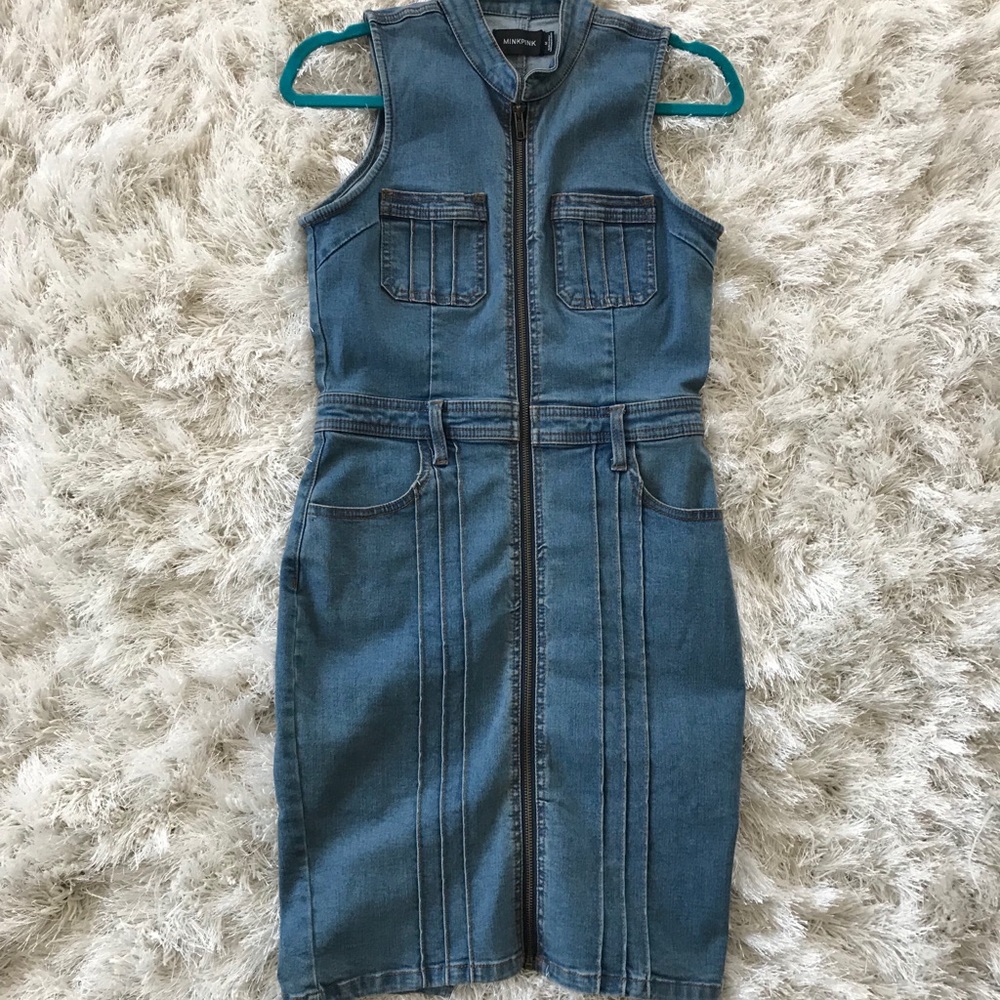 Jean Fitted Zip Up Dress Size M